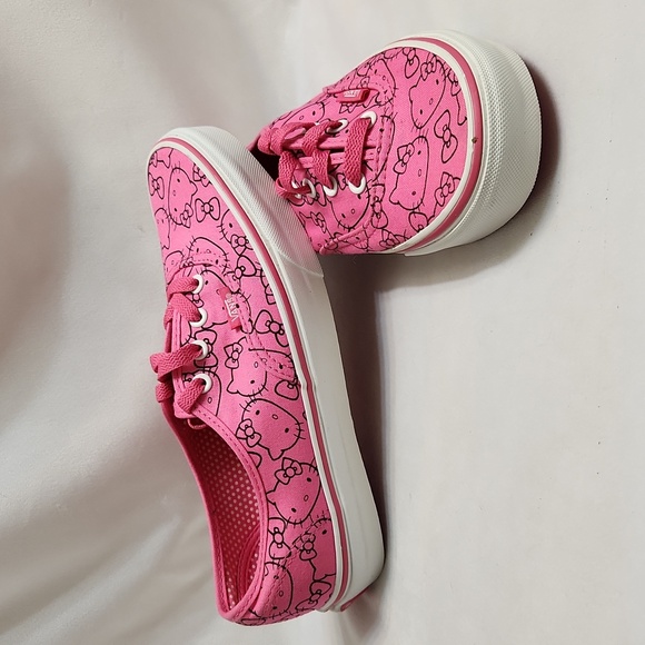 Vans X Hello Kitty Pink And Black Sneakers (Unisex M Size 6, W Size 7.5) - Picture 5 of 11
